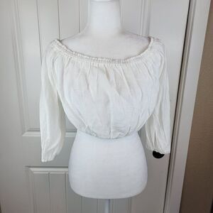 Lulu's Long mid sleeve Crop Top
